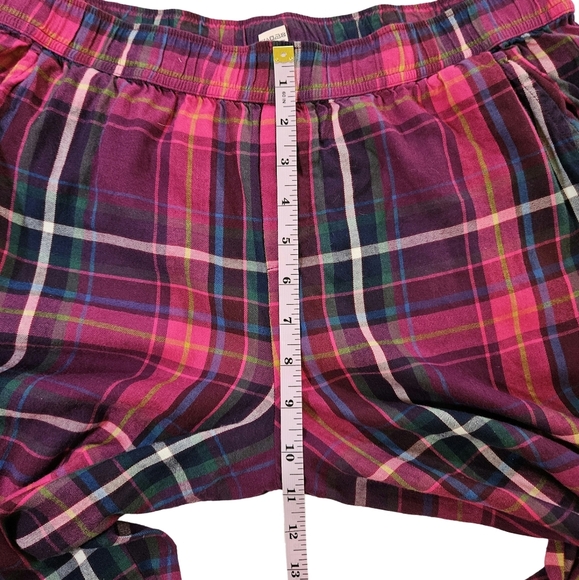 Victoria's Secret Pink Plaid PJ Bottems, Medium - Picture 10 of 11